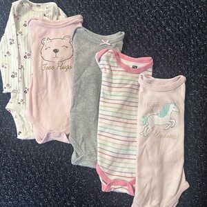 Baby Girl 6-9M Long Sleeve Onesie Bundle | Carter’s & Hudson Baby | 5pc